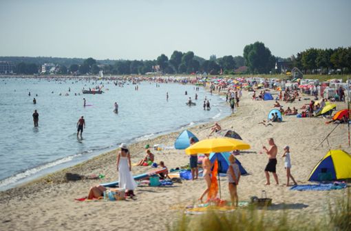 Die Ostsee ist ein beliebter Badeort  – aber ihr Zustand ist laut Forschern durchwachsen. (Archivbild) Foto: dpa/Gregor Fischer