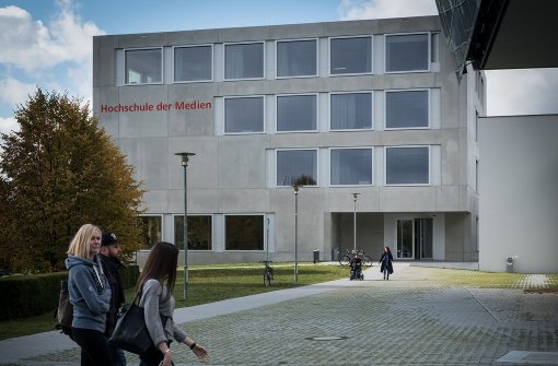 Auch bei Medienstudenten kommt der „Würfel“ auf dem Vaihinger Campus gut an. Foto: Lichtgut/Achim Zweygarth