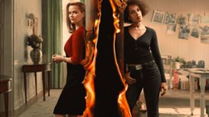 Überall lauern Brandherde in der US-Gesellschaft: Reese Witherspoon (links) und Kerry Washington in der Serie „Little Fires everywhere“, die auf dem Roman „Kleine Feuer überall“ beruht. In unserer Bildergalerie stellen wir fünf Bücher zum Thema Rassismus vor, die Sie gelesen haben sollten. Foto: Hulu/Amazon