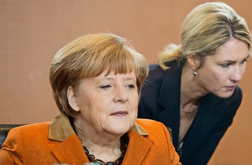 Haben heikle Pläne: Schwesig (re.) mit Merkel. Foto: dpa