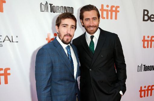 Jeff Bauman (links) und Jake Gyllenhaal bei der Premiere von „Stronger“. Foto: Getty Images