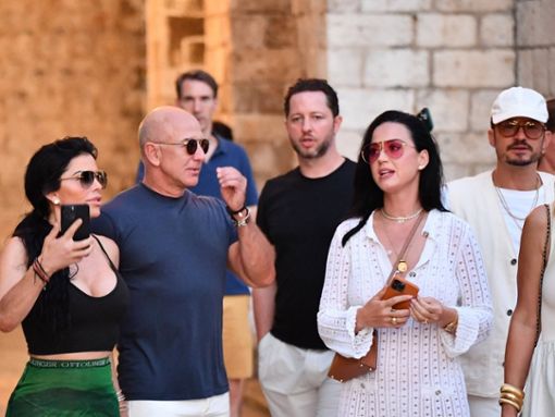 Jeff Bezos, seine Verlobte Lauren Sánchez sowie Katy Perry und ihr Partner Orlando Bloom verbringen gemeinsam Zeit in Kroatien. Foto: imago/HANZA MEDIA