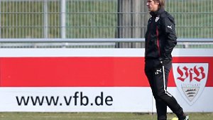 Gehts beim VfB Stuttgart mit ihm als Cheftrainer weiter? In der Sitzung von Aufsichtsrat und Vorstand wird am Dienstagnachmittag über die Zukunft von Thomas Schneider entschieden. Foto: Pressefoto Baumann
