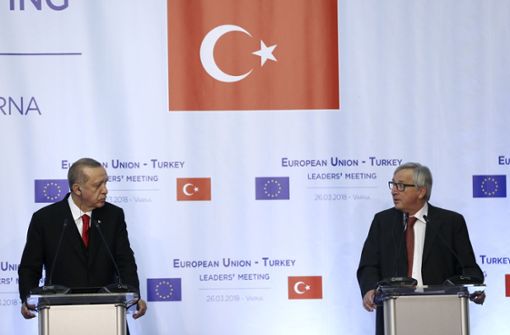 Schwieriges Verhältnis: Präsident Erdogan (l.) und EU-Kommissionschef Juncker. Foto: Getty