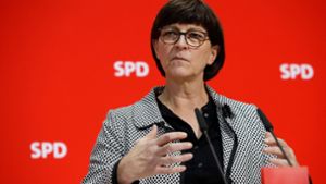 Auf einer Pressekonferenz im Berliner Willy-Brandt-Haus nahm Saskia Esken am Montag Stellung zu den Vorwürfen. Foto: AFP/ODD ANDERSEN