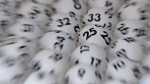 Glück und Pech liegen bei der Ziehung der Lottozahlen nahe beieinander. Foto: dpa