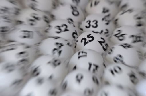 Glück und Pech liegen bei der Ziehung der Lottozahlen nahe beieinander. Foto: dpa