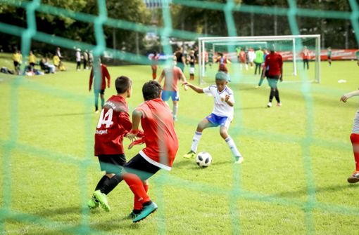 Die Kinder dürfen wieder Fußball spielen, ohne Test Foto: Lichtgut/Julian Rettig