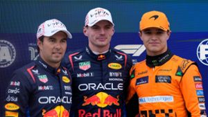 Red-Bull-Pilot Max Verstappen (M) gewann das Qualifying in Suzuka vor seinem Teamkollegen Sergio Peréz (l) und McLaren-Pilot Lando Norris. Foto: Hiro Komae/AP