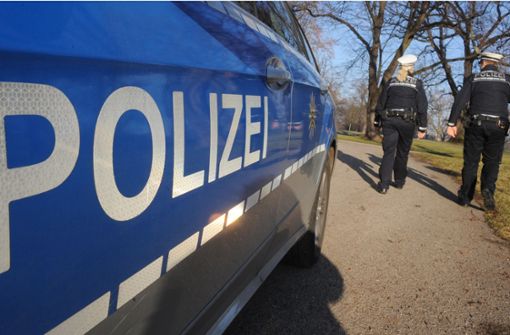 Die Polizei sucht Zeugen. (Symbolbild) Foto: dpa/Franziska Kraufmann