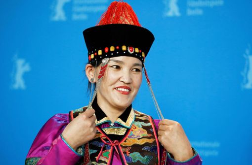Sie spielt ein mongolisches Cowgirl, das weiß was es will: die Schauspielerin Dulamjav Enkhtaivan kann auf einen Silbernen Bären hoffen Foto: AFP