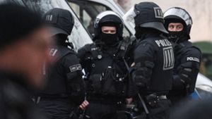 Der Festegnommene Tunesier in Hessen soll ein mutmaßlicher Unterstützer der Dschihadistenmiliz Islamischer Staat (IS) sein. Der 36-Jährige wird in seinem Heimatland wegen Beteiligung an einem tödlichen Anschlag gesucht. Foto: dpa
