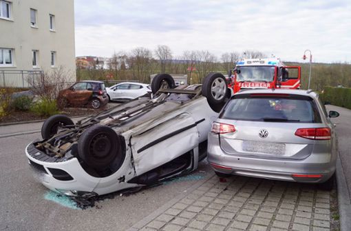 Die Polizei hatte den Fahrer aus dem Twingo befreien müssen. Foto: 7aktuell.de/F. Hessenauer
