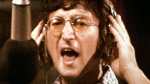 John Lennon 1971 bei den Aufnahmen zum Album „Imagine“ Foto: imago images/Everett Collection