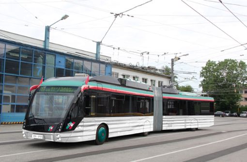 Der Stadtverkehr Esslingen (SVE) testet einen neuen Elektrobus. Foto: SVE