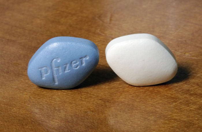 Viagra bald ohne Rezept?: Freigabe von Potenzmittel hätte Vor- und Nachteile