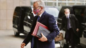 Michael Gove verhandelt in Brüssel für Großbritannien. Foto: AP/Olivier Matthys