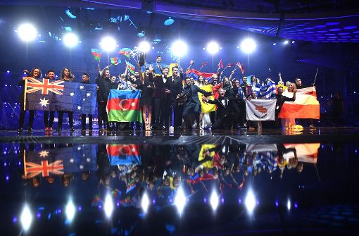 Beim Eurovision Song Contest 2017 feierten die Sieger des ersten Halbfinals gemeinsam auf der Bühne. Foto: dpa