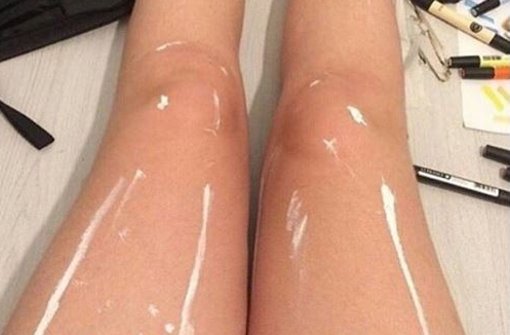 Viele Internetnutzer sehen zuerst glänzende Beine, bevor sie die weiße Farbe erkennen. Foto: Twitter/Screenshot: @kingkayden
