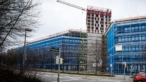 18 von 22 Stockwerken des Hochhauses sind bereits gebaut. Foto: Lichtgut/Achim Zweygarth