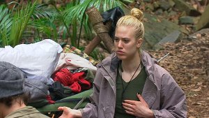Larissa ist die Zicke im Dschungelcamp 2014 - den Zuschauern gefällts. Foto: RTL