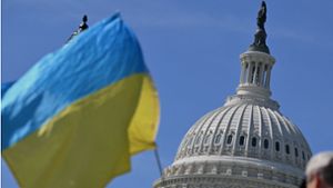 Der US-Kongress verabschiedete am Dienstag mit der Zustimmung des Senats milliardenschwere Hilfen für die Ukraine. Foto: AFP/MANDEL NGAN