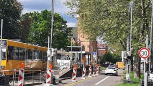Die Bauarbeiten an der Stadtbahn-Haltestelle Uff-Kirchhof in Bad Cannstatt haben bereits begonnen. Foto: Dirk Herrmann