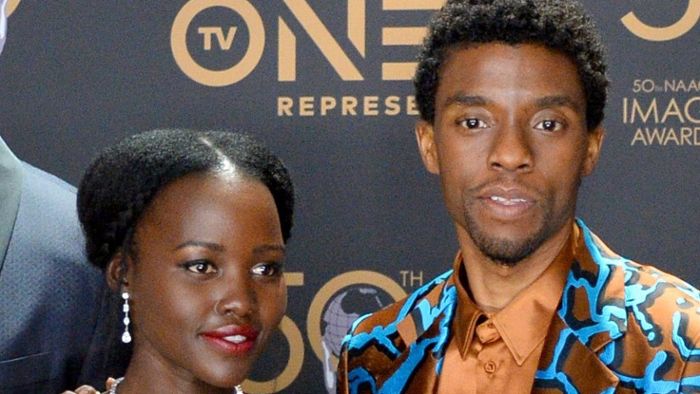 Lupita Nyong'o ehrt Chadwick Boseman zum dritten Todestag