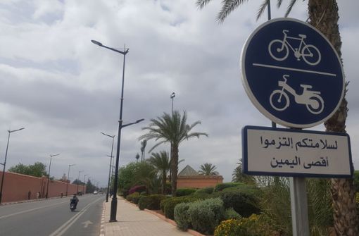Außerhalb der Altstadt entsehen in Marrakesch immer mehr Radwege. Foto: pma