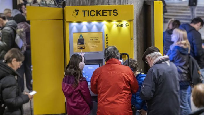 Preiserhöhung bei Bus und Bahn in Stuttgart: Ärger im Rathaus wegen neuer VVS-Preise