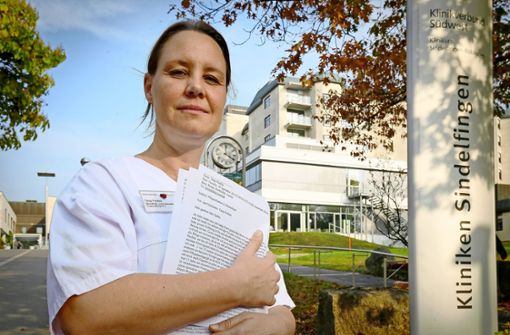Einfühlsam bei den Patienten, aber fordernd gegenüber Politikern: die Krankenschwester Tanja Pardela kämpft für bessere Pflege. Foto: factum/Granville