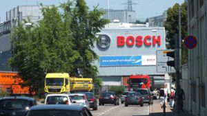 Hinter der Feuerbacher Bosch-Fassade  rumort es infolge der Dieselkrise. Foto: Binkowski