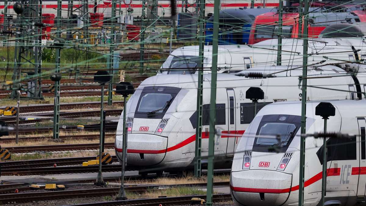 Tarifstreit bei der Bahn: EVG erwartet Schlichter-Vorschlag für Freitag