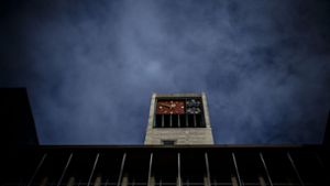 Was braut sich über dem Stuttgarter Rathaus zusammen? In den nächsten fünf bis 20 Jahren muss man bangen, dass genügend Personal verfügbar ist. Foto: Lichtgut/Leif Piechowski