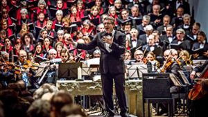 Schwungvoll zum Abschied: Quempas-Dirigent Ulrich Walddörfer Foto: Lichtgut/Julian Rettig
