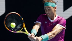 Der Spanier Rafael Nadal zeigt sich farbenfroh. Foto: dpa/Hamish Blair