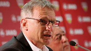 VfB-Sportchef Michael Reschke hatte zur Pressekonferenz geladen. Foto: Pressefoto Baumann
