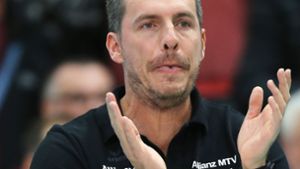 Seit drei Spielzeiten ist Guillermo Naranjo Hernández der hauptverantwortliche Trainer von Allianz MTV Stuttgart. Foto: Pressefoto Baumann