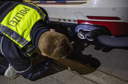 Die Polizei kontrollierte intensiv (Symbolbild). Foto: IMAGO/Reichwein