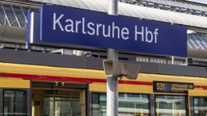 Der Vorfall ereignete sich am Hauptbahnhof in Karlsruhe. (Symbolbild) Foto: imago images/Arnulf Hettrich