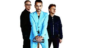 Gereifte Herren: Der Tastentüftler Andy Fletcher, der Sänger Dave Gahan und der Gitarrist und Keyboarder Martin Gore (von links) bilden die Popband Depeche  Depeche Mode. Foto: Anton Corbijn