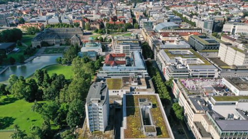Blick auf Stuttgart: Viele Gebäude müssen energetisch saniert werden. Foto: Lichtgut/Max Kovalenko