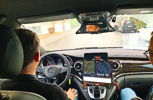 Daimler setzt schon Testwagen für das autonome Fahren ein. Foto: Daimler AG
