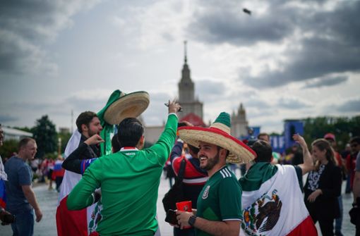 Viele mexikanische Fans sind nach Russland zur WM gereist – Javier ist dank seiner Freunde als Pappfigur dabei. Foto: Getty Images Europe