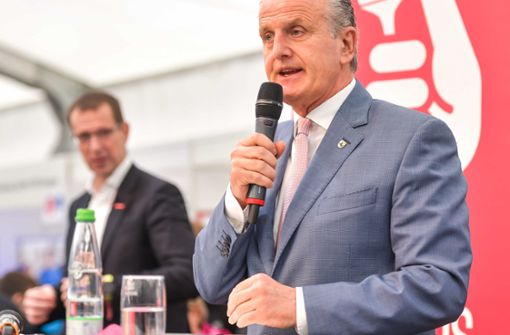 OB Frank Nopper und Fraktionschef Alexander Kotz (im Hintergrund) sind die Spitzenkandidaten der CDU Stuttgart. Foto: Lichtgut/Max Kovalenko