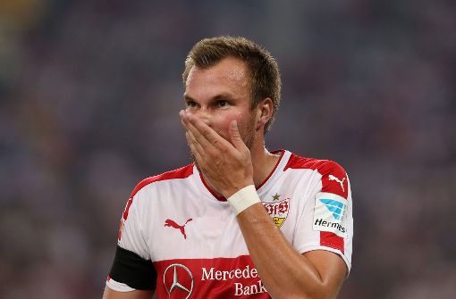 Au backe: Kevin Großkreutz zählt nicht mehr zum Team des VfB Stuttgart. Foto: Baumann