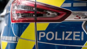 Die Polizei sucht Zeugen zu dem Trickdiebstahl in Feuerbach. (Symbolbild) Foto: dpa/Fabian Strauch