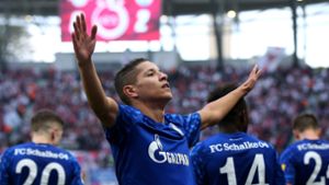 Schalke 04 und Amine Harit sorgten mit ihrem Sieg bei RB Leipzig für die dickste Überraschung an diesem verrückten Spieltag. Foto: AFP/RONNY HARTMANN