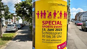 Unübersehbar: Werbung der Stadt für den Special-Sports-Event-Tag am Dienstag auf dem Stuttgarter Schlossplatz Foto: jse