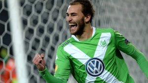 Doppelt getroffen: Bas Dost vom VfL Wolfsburg Foto: dpa